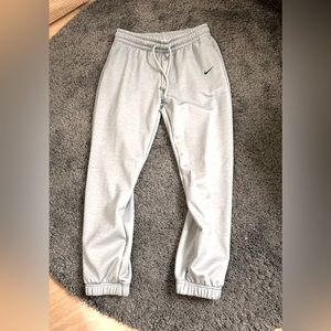 Women’s soft Nike sweatpants